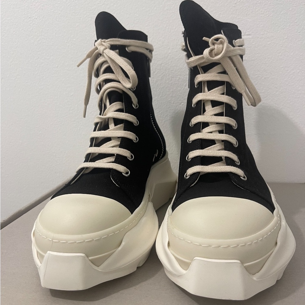 Rick Owens Abstract High Top” Milk Black” - Picture 2 of 4